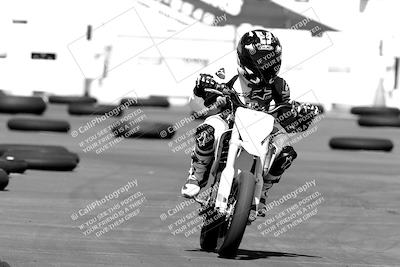 media/Sep-25-2023-Moto Forza (Mon) [[81ffa65e0a]]/Around the Pits/